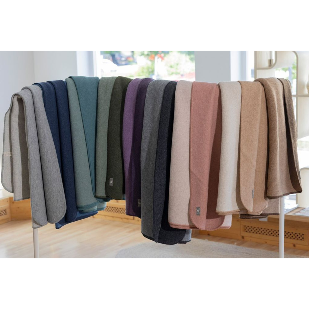 Disana - Couverture laine bouillie 135×200 cm - Double face