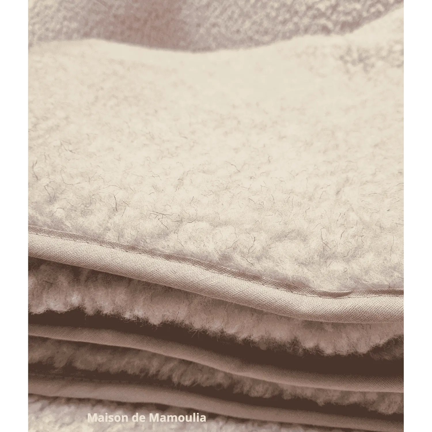 Drap de lit en 100% laine de mouton de Cobourg - Maison de Mamoulia Maison de Mamoulia
