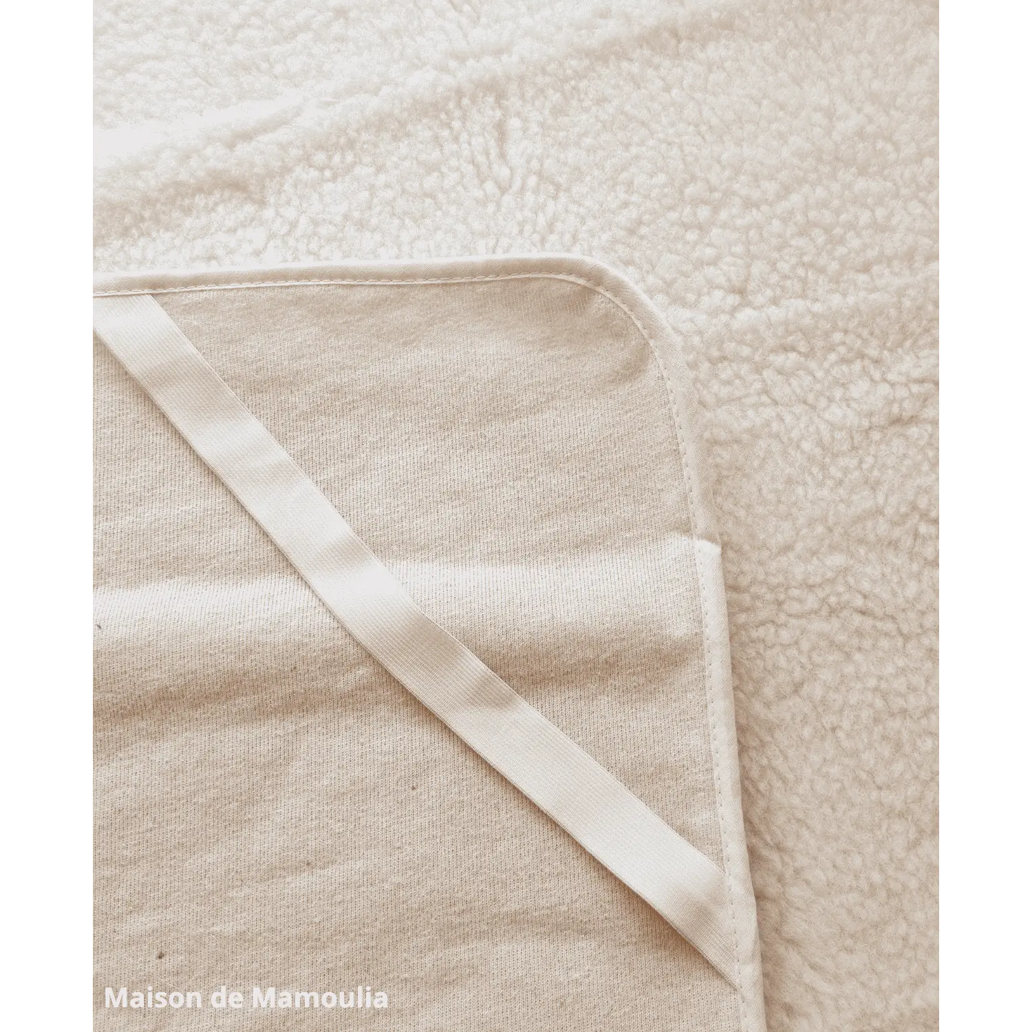 Drap de lit en laine écrue sur trame coton - Maison de Mamoulia Maison de Mamoulia