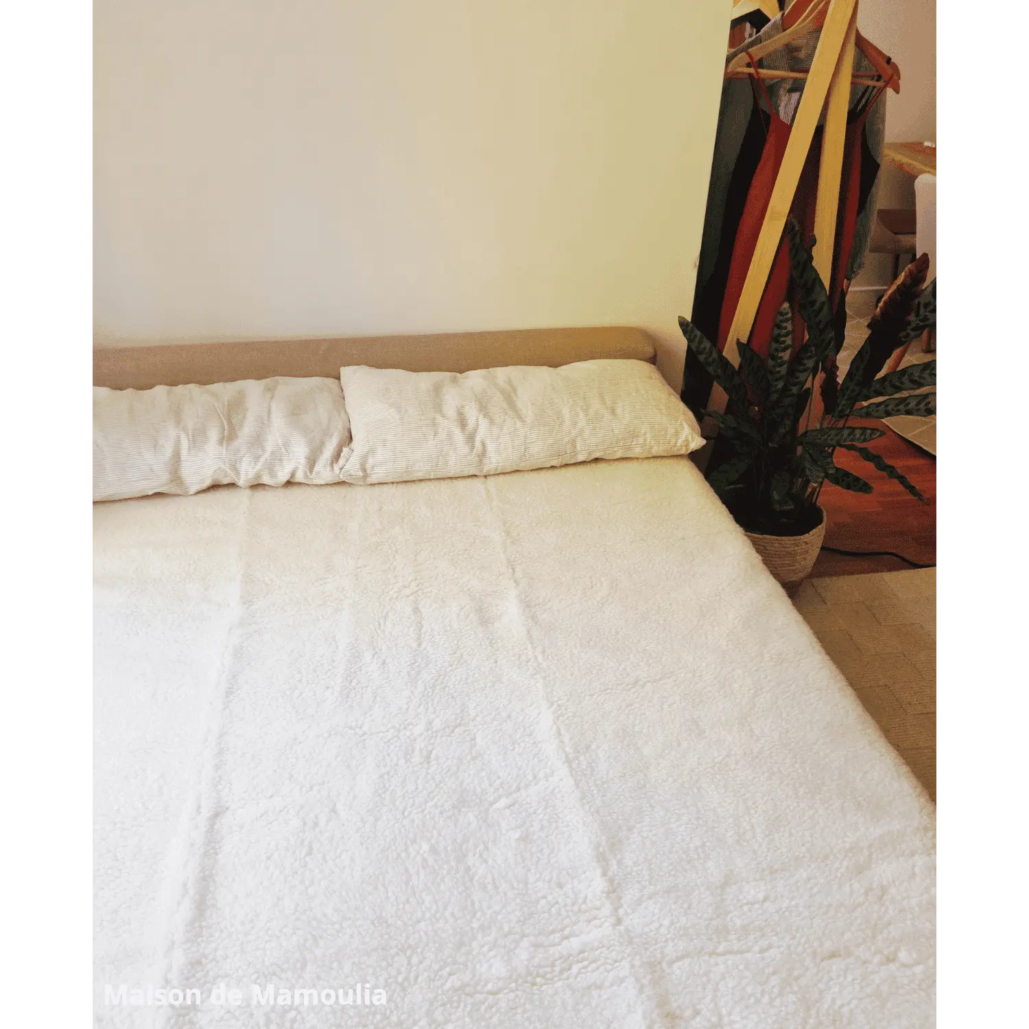 Drap de lit en laine écrue sur trame coton - Maison de Mamoulia Maison de Mamoulia