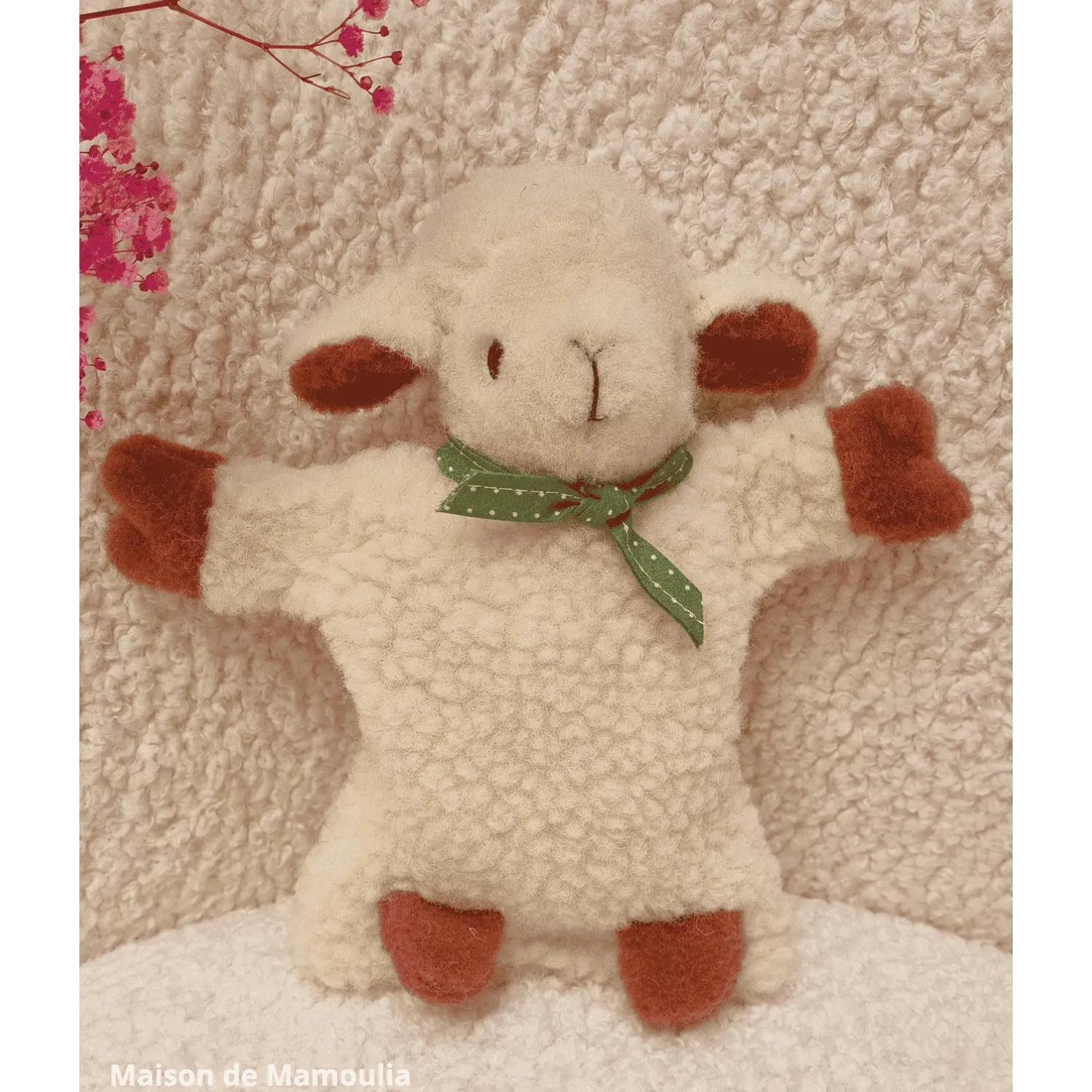 Marionette Bouillotte Mouton - pure laine et noyaux de cerises - 20 cm - Maison de Mamoulia Maison de Mamoulia