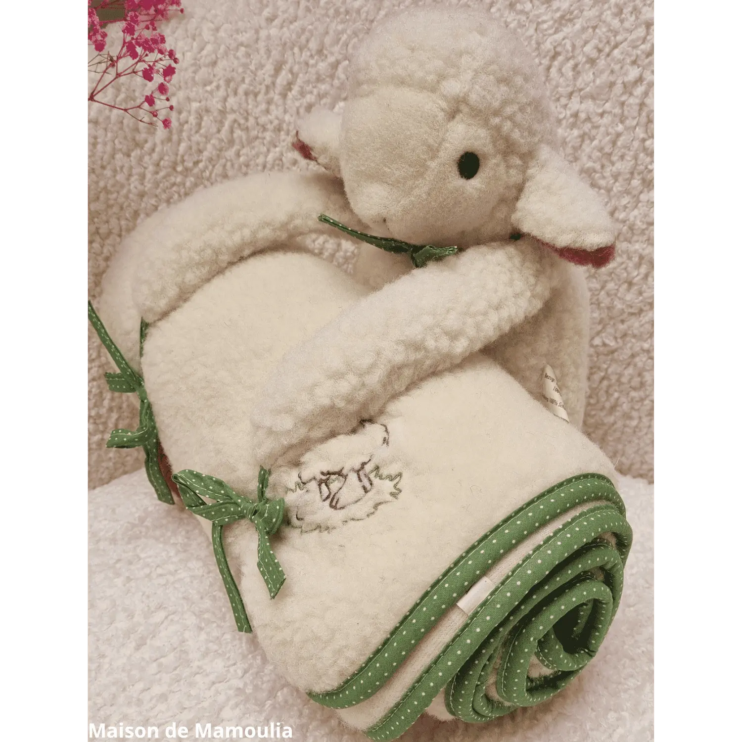 Doudou Mouton avec sa couverture pure laine - Maison de Mamoulia