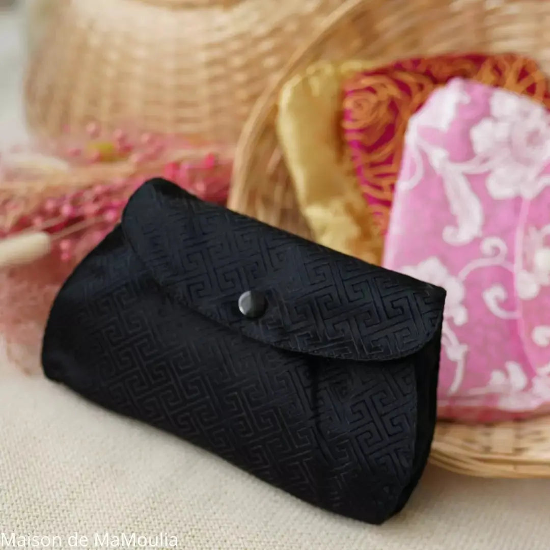 MaM - Pochette imperméable pour Serviettes Hygiéniques MaM
