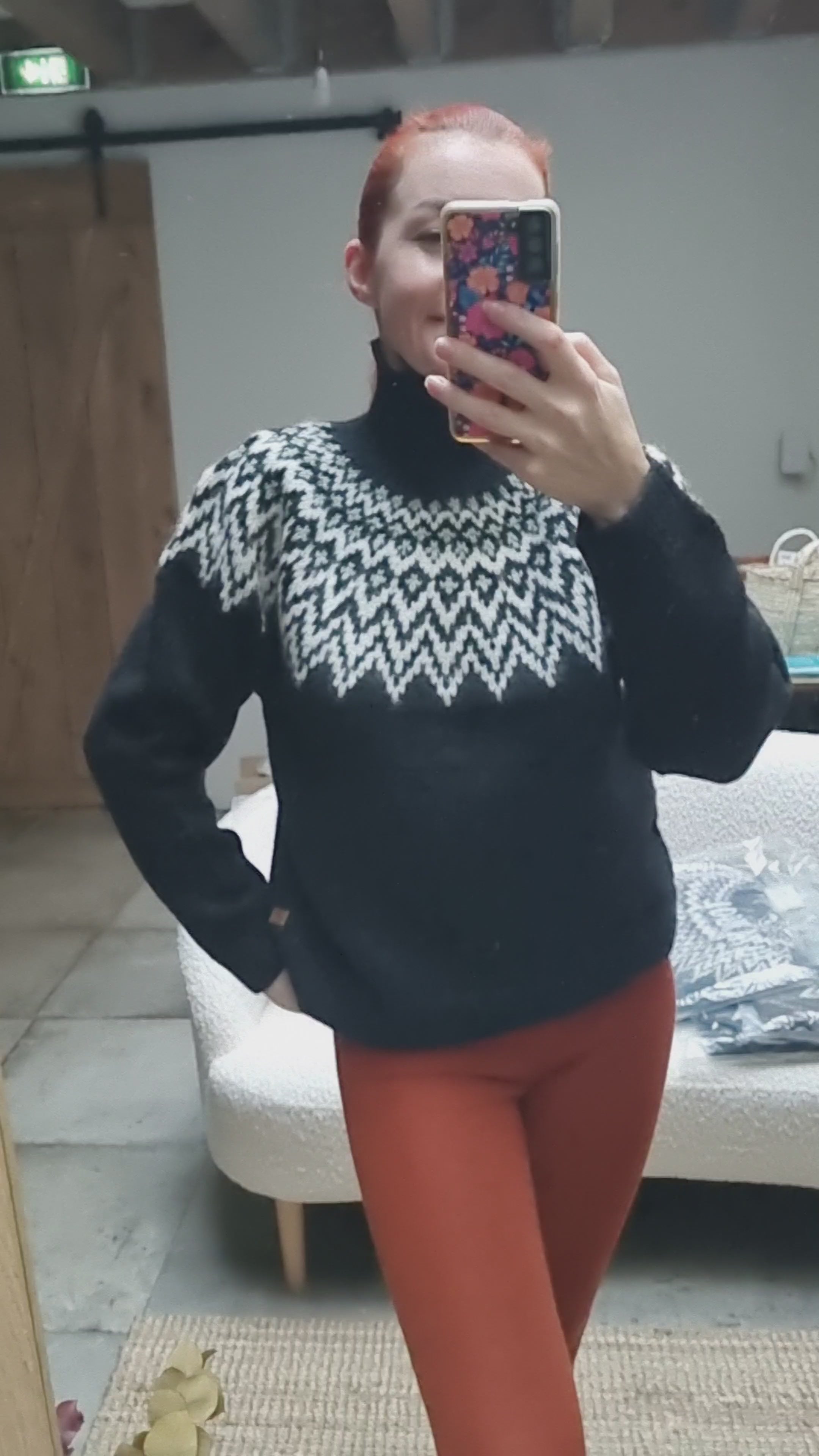 Fuza Wool - Che Che turtleneck sweater in merino wool, hand-knitted