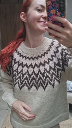 Fuza Wool - Che Che round neck sweater in merino wool, hand-knitted