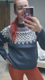 Fuza Wool - Che Che round neck sweater in merino wool, hand-knitted