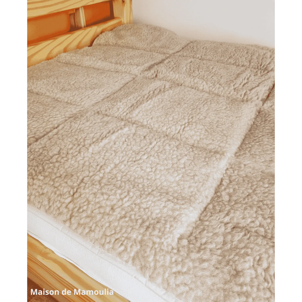 Surmatelas double face, laine de mouton de Cobourg - Maison de Mamoulia Maison de Mamoulia
