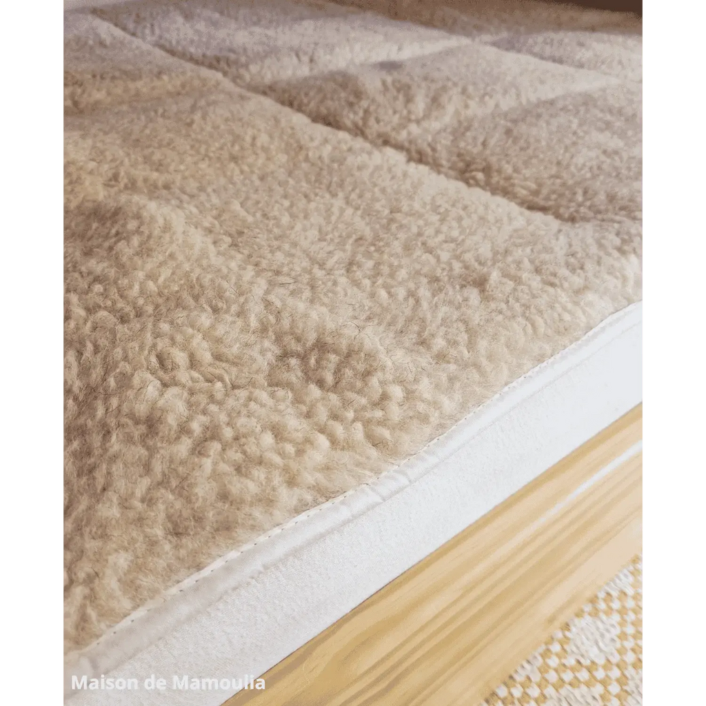 Surmatelas double face, laine de mouton de Cobourg - Maison de Mamoulia Maison de Mamoulia