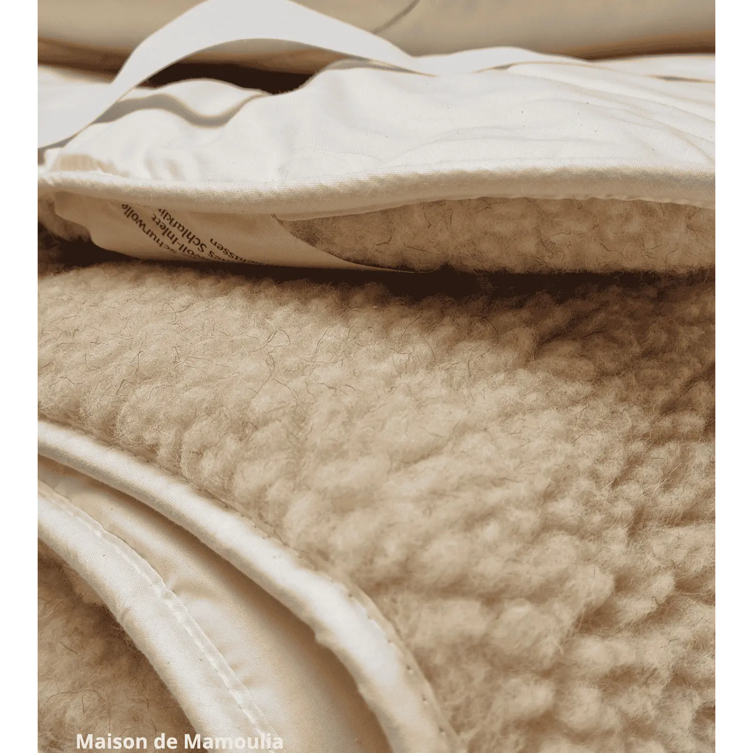 Surmatelas double face, laine de mouton de Cobourg - Maison de Mamoulia Maison de Mamoulia